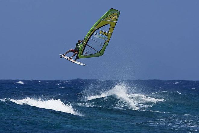 Ricardo Campello high and tweaked ©  John Carter / PWA http://www.pwaworldtour.com